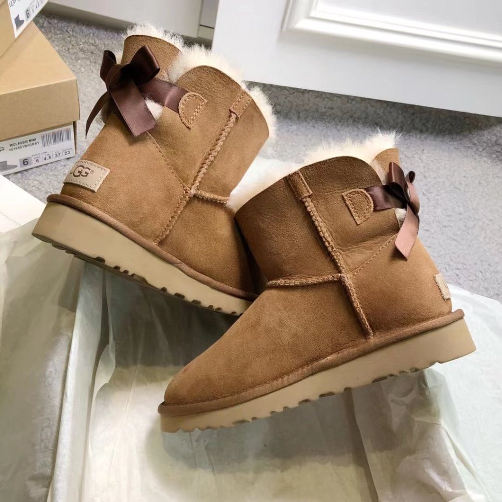 New UGG Classic Ultra Mini Boot Chestnut (Women's). PRICE IS FIRM